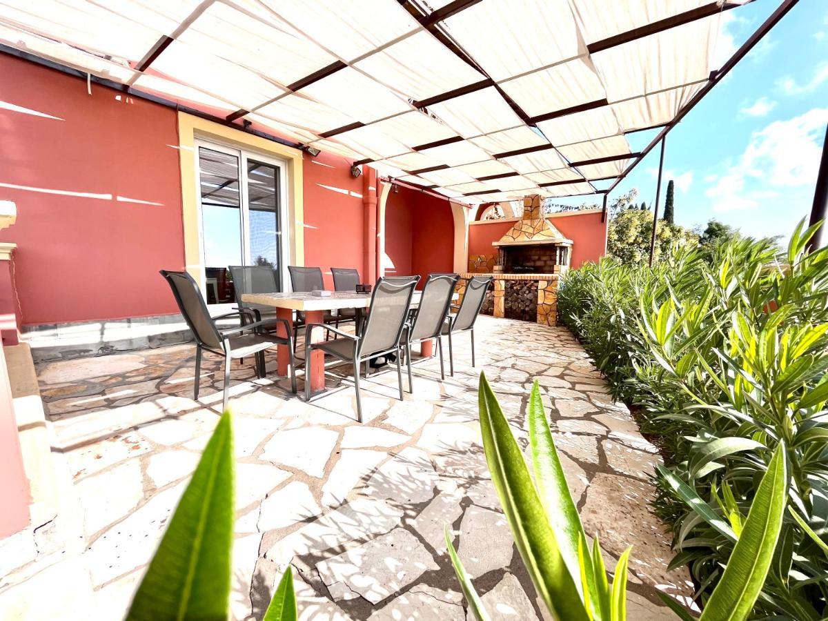 Gkk House Private Swimming Pool Luxury House Villa Skriperon Екстериор снимка